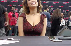 Milana Vayntrub - ''New York Comic-Con 2018''