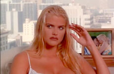 Anna Nicole Smith in Skyscraper (1995)